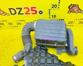 Корпус воздушного фильтра SUZUKI