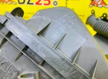 Корпус воздушного фильтра LEXUS CT200H 2011/Цвет 212 1770037290 ZWA10 2ZRFXE, передний