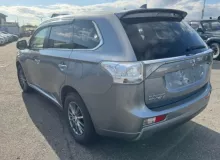Компрессор подкачки колес MITSUBISHI OUTLANDER 2015/Цвет U17B 4269A064 GG2W 4B11, задний