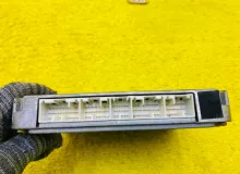 Блок управления двс TOYOTA LAND CRUISER 1998/Цвет 057 8966160630 UZJ100W 2UZFE, передний