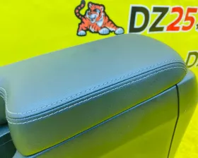 Бардачок между сиденьями HONDA