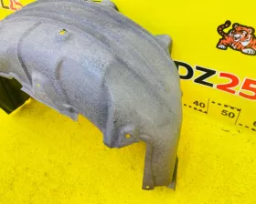 Подкрылок Toyota