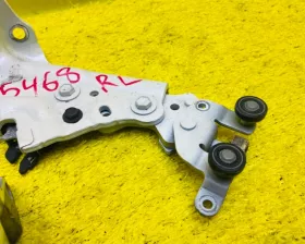 Ролик раздвижной двери Toyota
