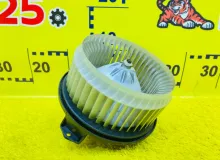 Мотор печки TOYOTA HILUX SURF 2005/Цвет 202 8710335080 TRN215W 2TRFE, передний