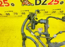 Коса двс TOYOTA VOXY 2014/Цвет 202 8212128B50 ZWR80G 2ZRFXE, передняя