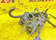 Коллектор впускной TOYOTA PRIUS 2016/Цвет 070 1712037110 ZVW50 2ZRFXE, передний