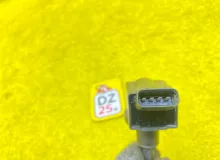 Катушка зажигания TOYOTA PRIUS 2016/Цвет 070 9091902272 ZVW50 2ZRFXE, передняя
