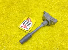 Катушка зажигания TOYOTA PRIUS 2016/Цвет 070 9091902272 ZVW50 2ZRFXE, передняя