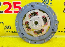Диск сцепления TOYOTA ESQUIRE 2015/Цвет 220 3127047060 ZWR80G 2ZRFXE, передний
