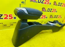 Бардачок между сиденьями HONDA FIT 2014/Цвет NH731P 83452T5C003ZA GP5 LEB, передний