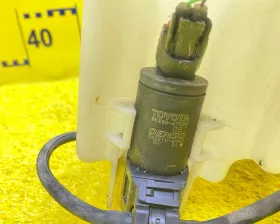 Бачок стеклоомывателя TOYOTA