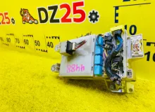 Блок предохранителей TOYOTA LAND CRUISER PRADO 2006/Цвет 070 8274135110 TRJ120W 2TRFE, передний