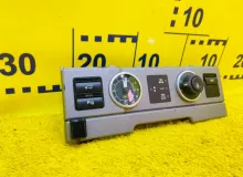 Часы Land Rover RANGE ROVER 2006/Цвет 697 YUL500710PUY L322 448PN, передние
