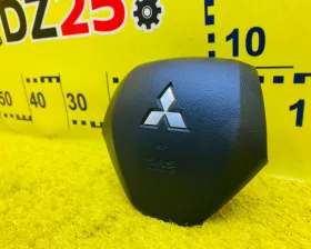 Подушка безопасности водителя Mitsubishi