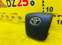Подушка безопасности водителя TOYOTA PRIUS С ЗАРЯДОМ|2016 4513047231 ZVW50 2ZRFXE, передняя