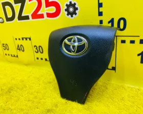 Подушка безопасности водителя Toyota