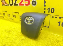 Подушка безопасности водителя TOYOTA PRIUS С ЗАРЯДОМ|2019 4513047231 ZVW51 2ZRFXE, передняя