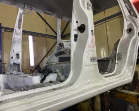 Порог кузова Mitsubishi