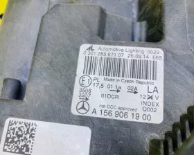 Фара Mercedes-Benz