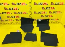 Коврики комплект TOYOTA PRIUS 2016/Цвет 070 ZVW50 2ZRFXE