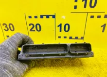 Блок управления двс TOYOTA PRIUS 2019/Цвет 1F7 8966147A50 ZVW51 2ZRFXE, передний