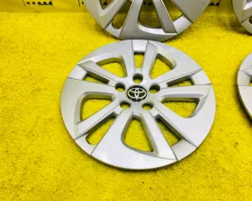 Колпаки на колеса R15 TOYOTA