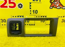 Консоль магнитофона TOYOTA LAND CRUISER PRADO 1994/Цвет 24V 5541360010E0 KZJ78W 1KZTE, передний