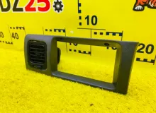Консоль магнитофона TOYOTA LAND CRUISER PRADO 1994/Цвет 24V 5541360010E0 KZJ78W 1KZTE, передний