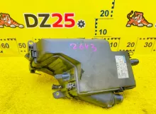 Блок предохранителей TOYOTA CROWN 2013/Цвет 219 8266630C20 AWS210 2ARFSE, передний