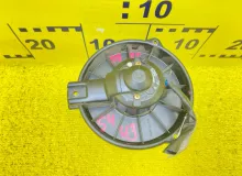 Мотор печки TOYOTA HIACE 1994/Цвет 21T 8713095J04 KZH106W 1KZTE, передний