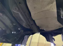 Тазик железный SUZUKI ESCUDO 2015/Цвет ZCE 6151361M00 YD21S M16A, задний