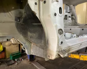Порог кузова SUZUKI