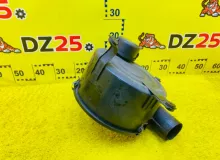 Корпус воздушного фильтра TOYOTA LAND CRUISER 1996/Цвет 6M1 1770066140 FZJ80G 1FZFE, передний