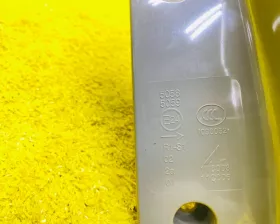 Стоп-сигнал Mitsubishi