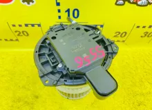 Мотор печки TOYOTA PRIUS 2016/Цвет 070 8710358070 ZVW50 2ZRFXE, передний