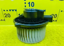 Мотор печки TOYOTA HARRIER 2006/Цвет 202 8710348050 MHU38W 3MZFE, передний