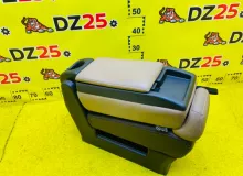 Бардачок между сиденьями NISSAN SERENA 2016/Цвет QAB 883175TA0A GFC27 MR20DD, передний