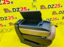 Бардачок между сиденьями NISSAN SERENA 2016/Цвет QAB 883175TA0A GFC27 MR20DD, передний