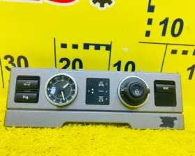 Часы Land Rover
