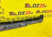 Накладка на порог LEXUS CT200H 2011/Цвет 212 7586076010C0 ZWA10 2ZRFXE, передняя левая