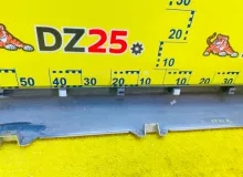 Накладка на порог HONDA VEZEL 2014/Цвет NH731P 71800T5B00 RU3 LEB, передняя правая
