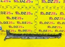 Накладка на порог LEXUS CT200H 2011/Цвет 212 7586076010C0 ZWA10 2ZRFXE, передняя левая