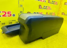 Бардачок между сиденьями TOYOTA HARRIER 2006/Цвет 202 5881048410C0 MHU38W 3MZFE, передний