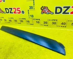 Молдинг лобового стекла Land Rover