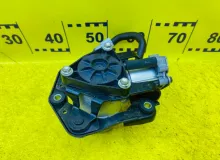 Вакуумный усилитель тормозов MITSUBISHI OUTLANDER 2013/Цвет U17B 4641A020 GG2W 4B11, передний