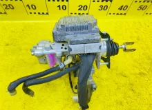 Главный тормозной цилиндр LEXUS CT200H 2011/Цвет 212 4705076030 ZWA10 2ZRFXE, передний