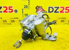Главный тормозной цилиндр LEXUS CT200H 2011/Цвет 212 4705076030 ZWA10 2ZRFXE, передний