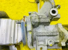 Клапан egr TOYOTA NOAH 2014/Цвет 202 2562037120 ZWR80G 2ZRFXE, передний