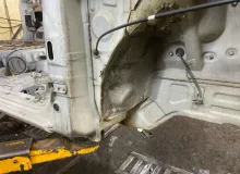Лонжерон MITSUBISHI PAJERO IO 2000/Цвет W75D MR516568 H76W 4G93T, передний правый
