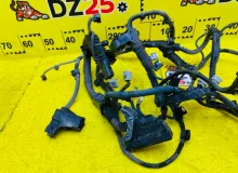 Коса двс TOYOTA ESQUIRE 2014/Цвет 220 8212128B50 ZWR80G 2ZRFXE, передняя
